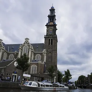 https://apartment-cees-co.amsterdamhotelsnl.com
